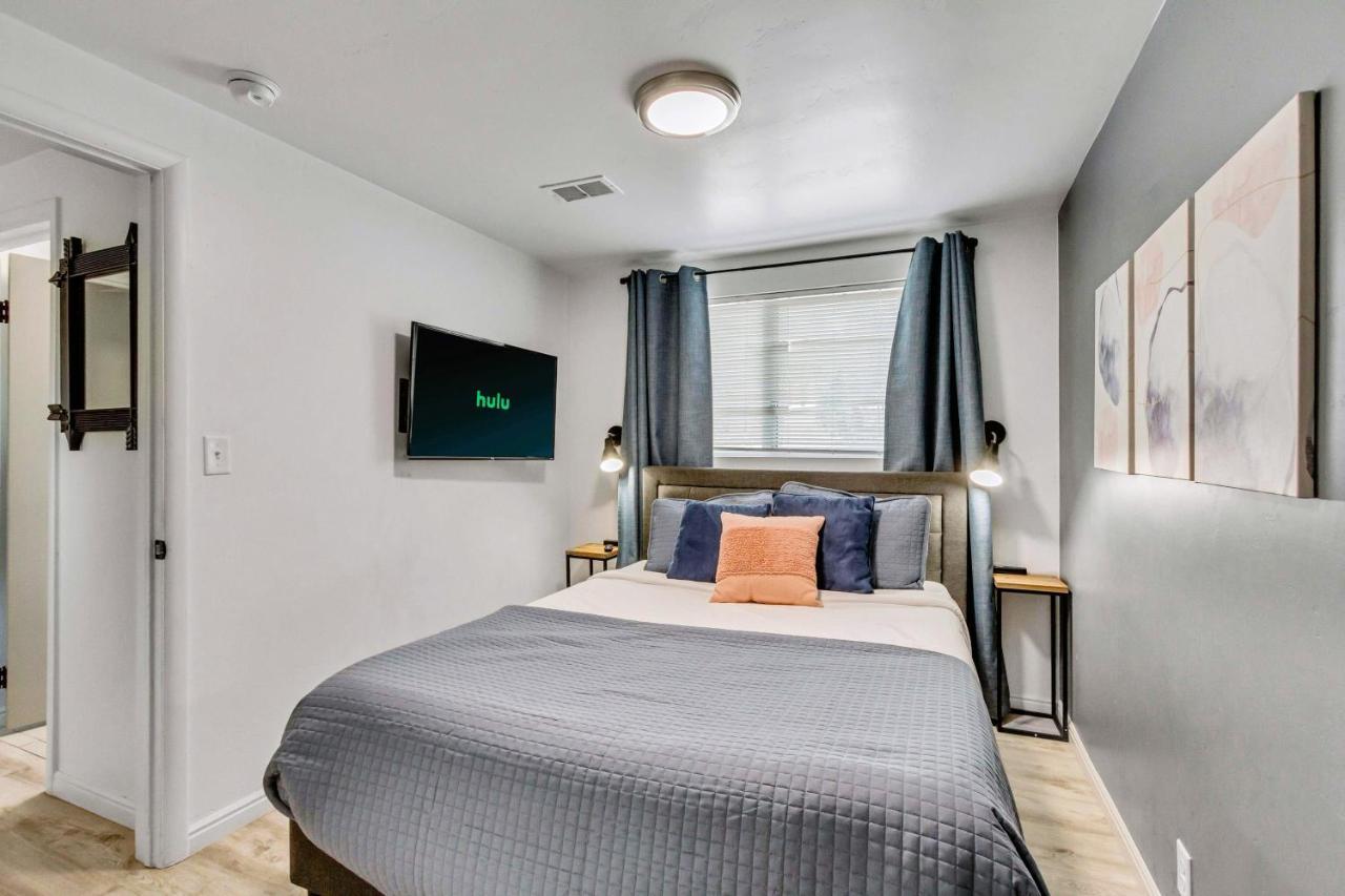 Cozy For Bookworms - Laundry - King Bed - Parking Appartement Salt Lake City Buitenkant foto