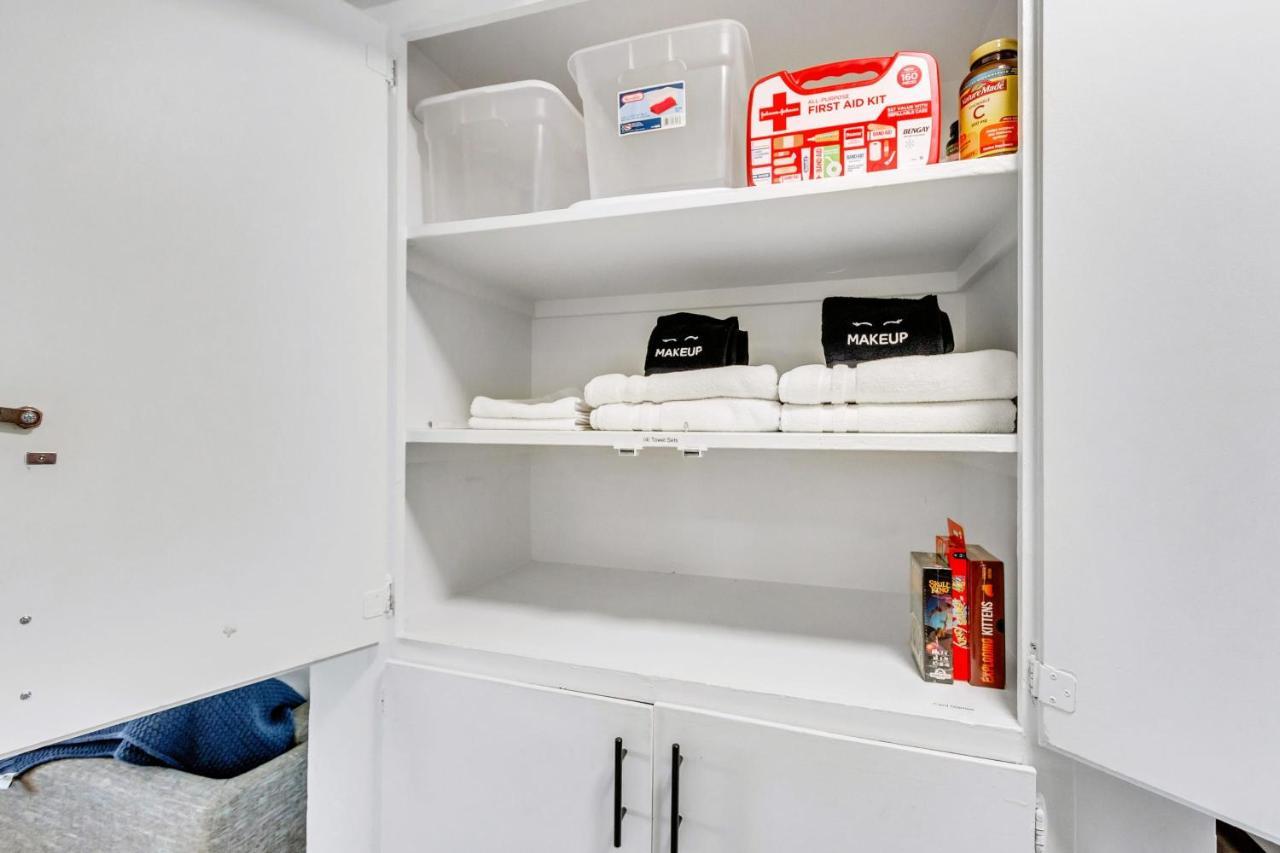 Cozy For Bookworms - Laundry - King Bed - Parking Appartement Salt Lake City Buitenkant foto