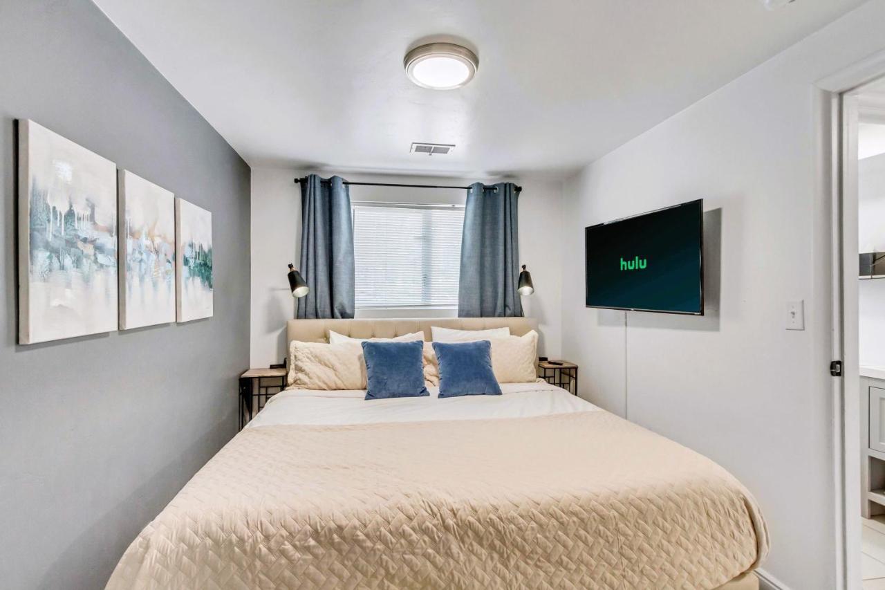 Cozy For Bookworms - Laundry - King Bed - Parking Appartement Salt Lake City Buitenkant foto