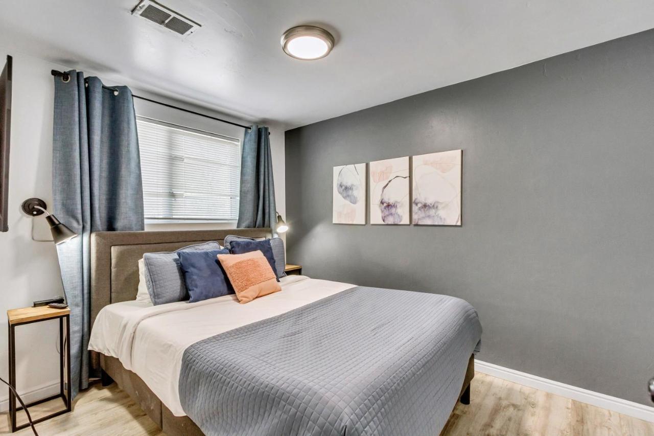 Cozy For Bookworms - Laundry - King Bed - Parking Appartement Salt Lake City Buitenkant foto