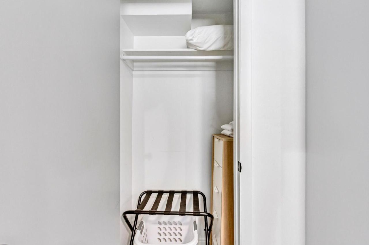 Cozy For Bookworms - Laundry - King Bed - Parking Appartement Salt Lake City Buitenkant foto
